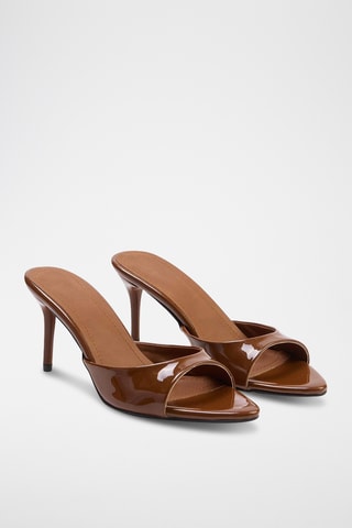 Mules à talons vernies - Marron