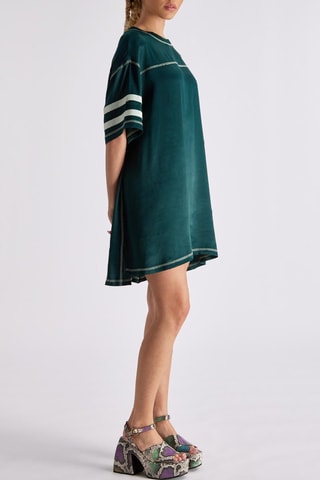 Vestido camiseta Nour - Verde esmeralda y crudo