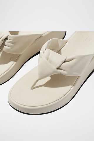 Tongs plateformes en cuir  - Beige
