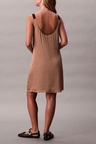 Robe droite - Beige