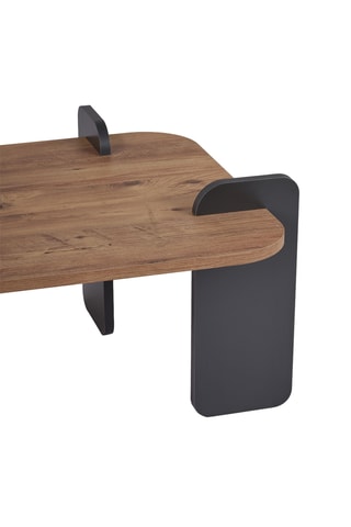 Table - 120 x 60 x 40 cm