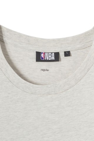 T-shirt regular en coton biologique Lakers de Los Angeles - Beige