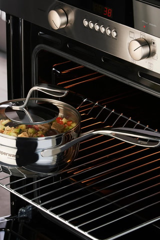 Casserole en acier inoxydable Mastro - 17 cm - 1,6 l