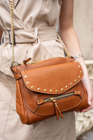 Bandolera de piel de cordero Yasmine - Camel