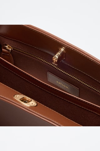 Borsa a tracolla in pelle di vitello Suzon - Marrone