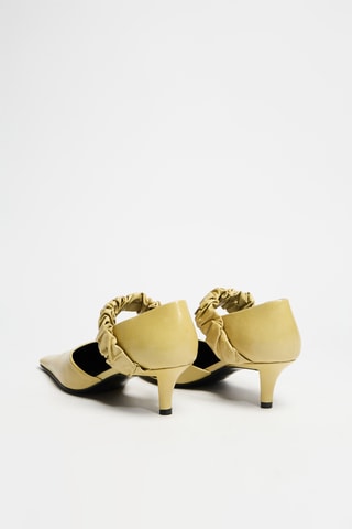 Escarpins en cuir - Jaune