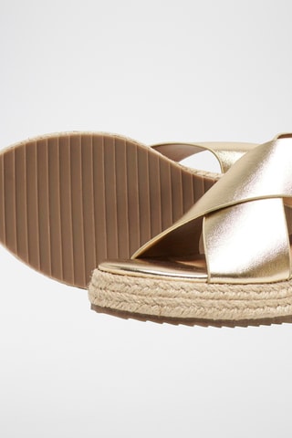 Sandalias de cuña - Dorado