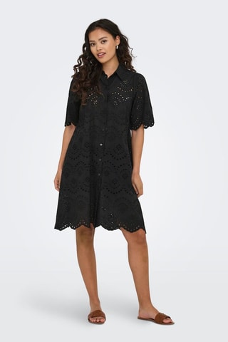 Vestido camisero con bordado inglés - Negro