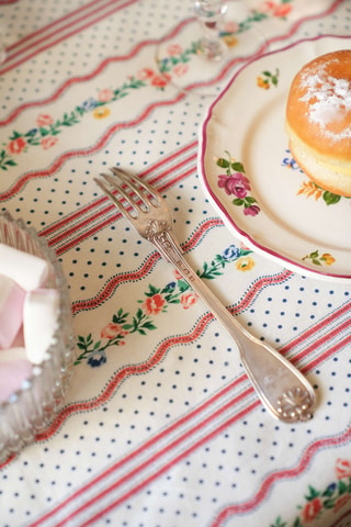 Nappe Jeanne - Blanc et rouge