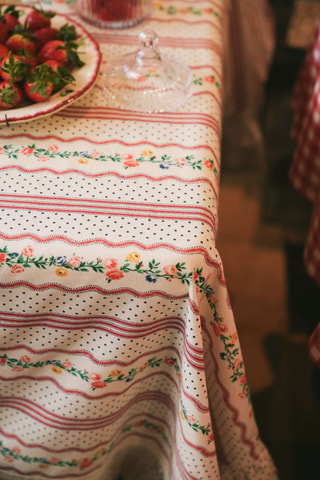 Nappe Jeanne - Blanc et rouge