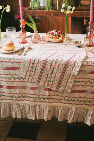 Nappe Jeanne - Blanc et rouge