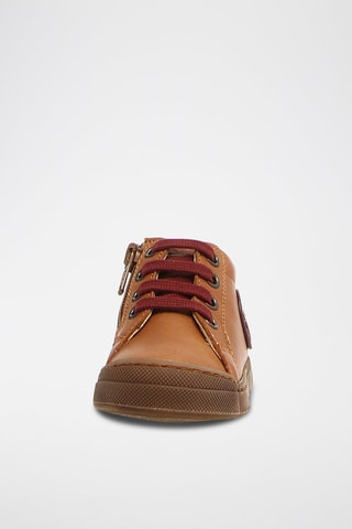 Sapatilhas em couro - Camel
