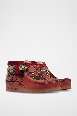 Mocassins en nubuck Wallabee Hellfire Club Stranger Things - Rouge