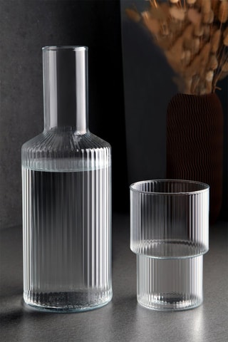 Carafe avec bouchon - 1,3 l
