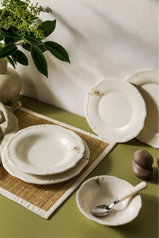 Service en porcelaine - 27 pièces