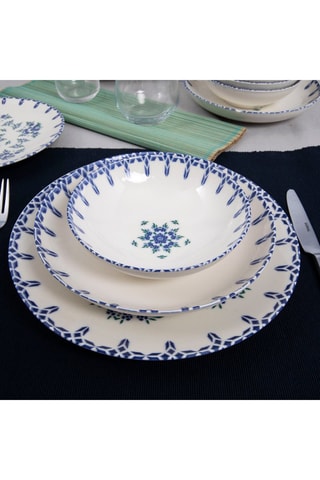 Service en porcelaine - 24 pièces