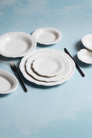 Service en porcelaine - 24 pièces