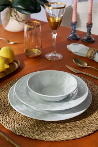 Service en porcelaine - 18 pièces