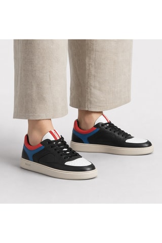 Baskets en cuir de veau - Bleu, noir et rouge