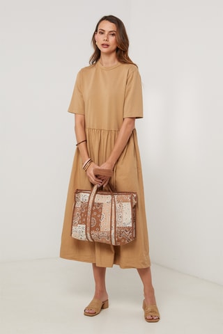 Vestido midi - Camel