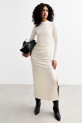 Vestido justo - Cru