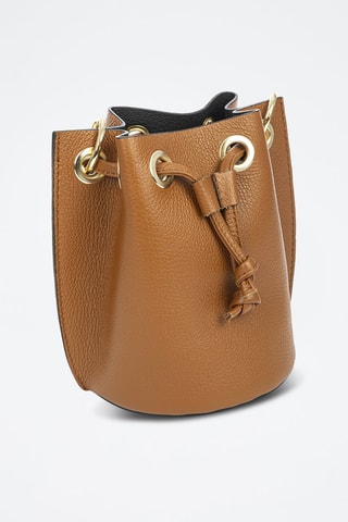 Mala bucket em couro - Camel - Dourado