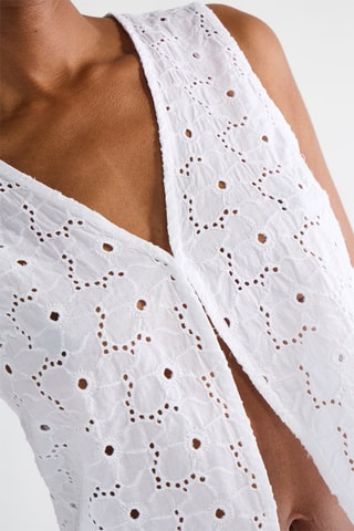 Gilet sans manches en broderie anglaise - Blanc