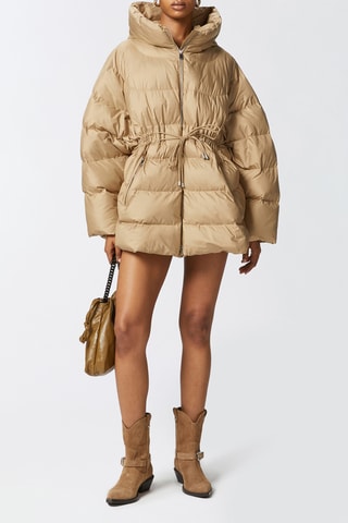 Anorak con capucha