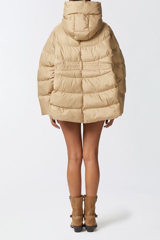 Anorak con capucha
