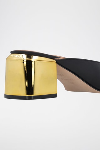 Sandalias de piel de tacón - Negro y dorado