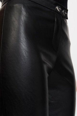 Pantalón 7/8 de tiro alto - Negro