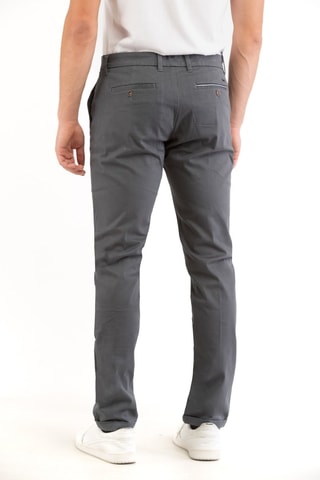 Pantalón chino
