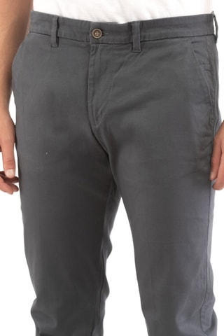 Pantalón chino