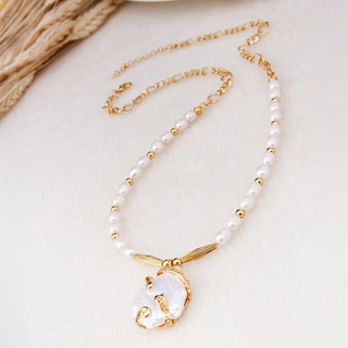 Collier - Laiton plaqué or & perles