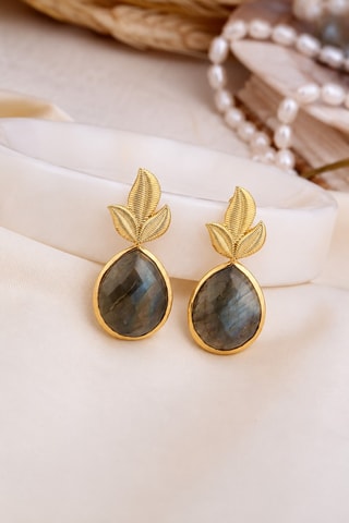 Brincos - Banhado a ouro amarelo e labradorite