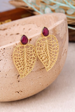 Boucles d'oreilles - Plaqué or jaune et rubis