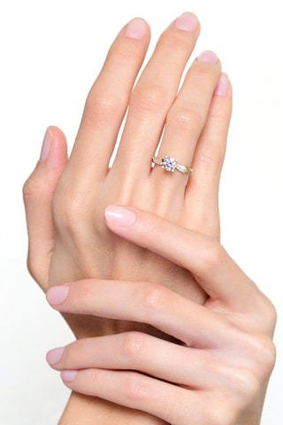 Anillo Solitaire Magnifique - Oro amarillo