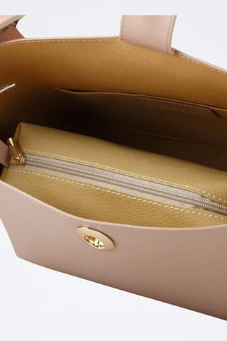 Sac à main et pochette en cuir de veau - Rose