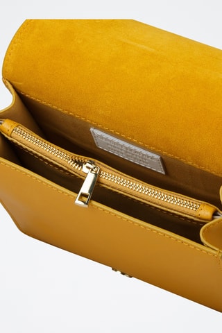 Sac bandoulière en cuir de veau - Jaune