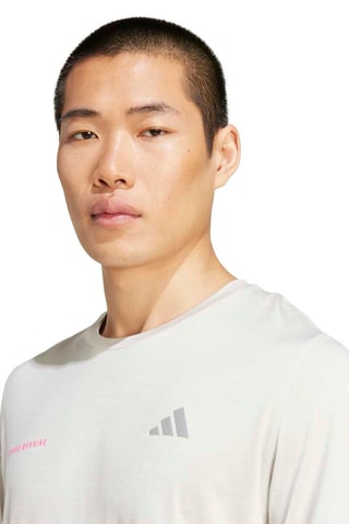 T-shirt regular de running Own The Run Seasonal - Gris clair