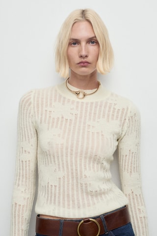 Pull maille ajourée à fleurs - Écru