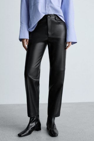 Pantalón recto efecto piel - Negro