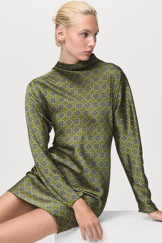 Robe en satin imprimé avec col cheminée - Vert