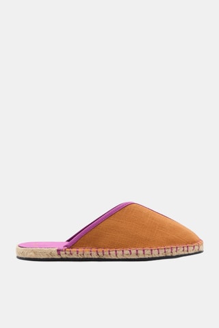 Chaussons ouverts à l'arrière avec détail contrastant - Beige