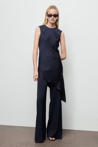 Top satiné asymétrique - Bleu marine