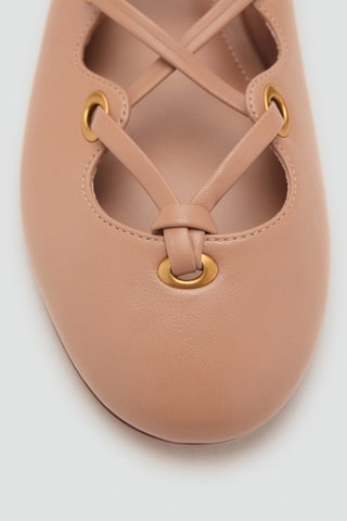 Ballerines cuir lanières croisées - Nude