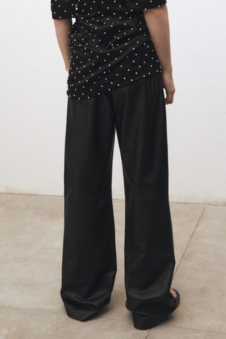 Pantalon droit en cuir à pinces - Noir