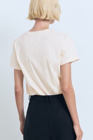 T-shirt brodé fleur en crochet - Écru