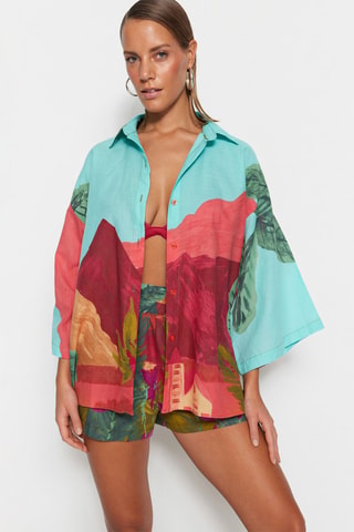 Chemisier et short - Rouge, bleu et vert