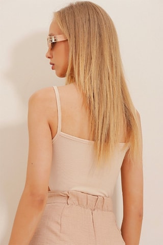 Body - Beige